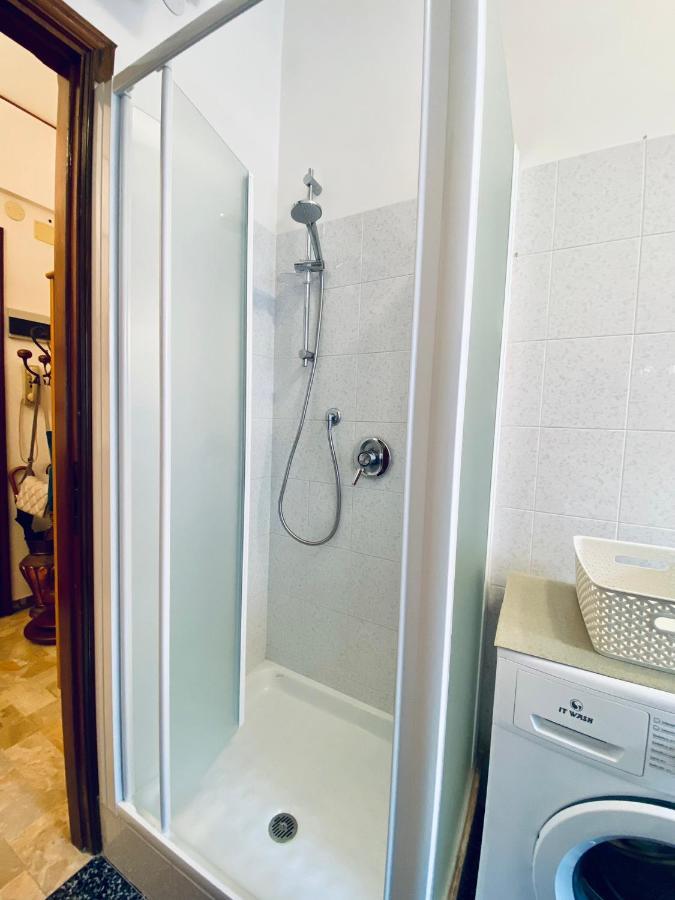 Апартаменти Hostdomus - Bilocale Sul Borgo Фінале-Лігуре Екстер'єр фото
